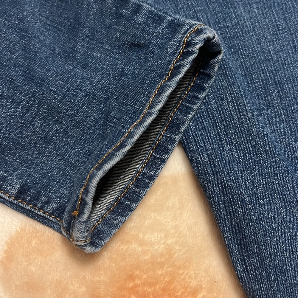 Universal Thread Jeans - Picture 9 of 11